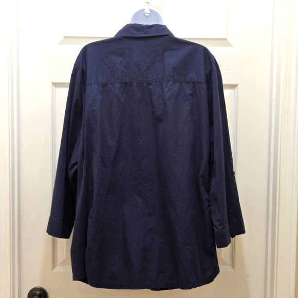 Croft & Barrow / Women's Button Down Shirt / 3X - Picture 2 of 5